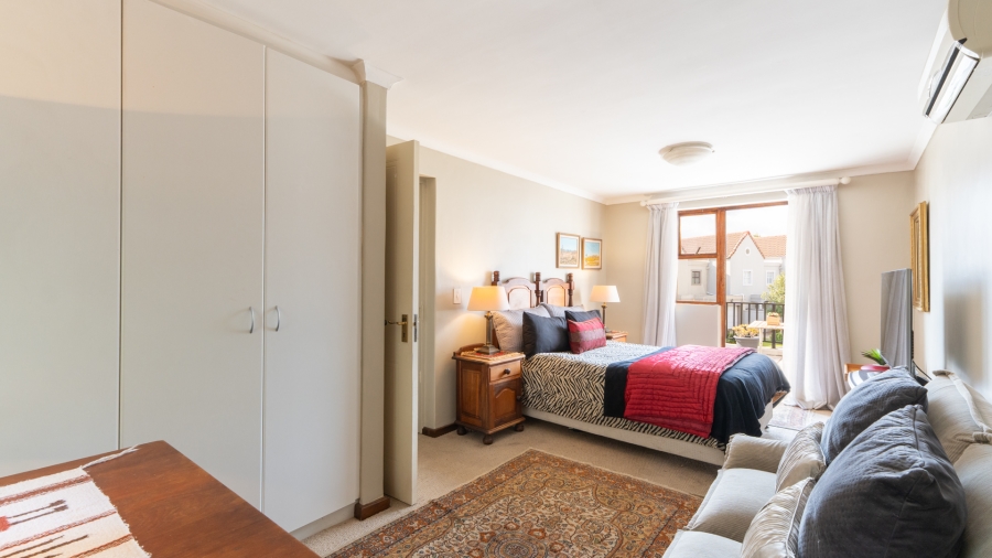 2 Bedroom Property for Sale in Boschenmeer Golf Country Estate Western Cape